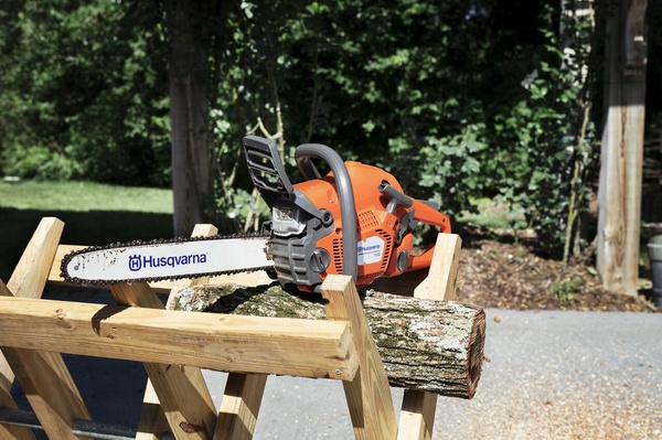 Motosierra Husqvarna 130